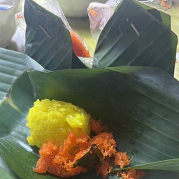 ข้าวเหนียวเหลืองหน้ากุ้ง
