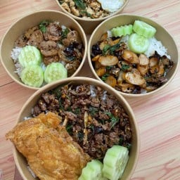 ฮาลาลโคตรกะเพราฟู๊ด