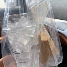 1:2 coffee (1:2 คอฟฟี่) Central westgate