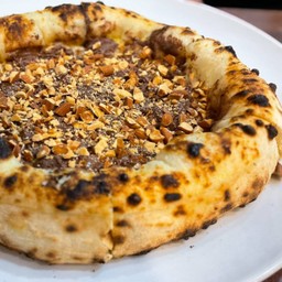 Pizza Nutella  Almond  (พิซซ่านูเทลล่าอัลมอนด์) M