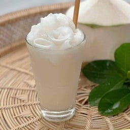 น้ำมะพร้าวปั่นนมสด