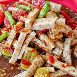 ตำหมูยอใส่ปลาร้า