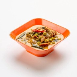 แกงเขียวหวานเนื้อ (ก้บข้าว)