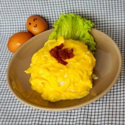 More morning อาหารเช้า ไข่ข้น กะเพรา หน้าหมู่บ้านเวียงทอง -