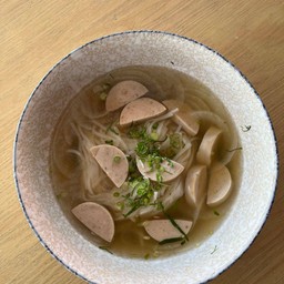 เฝอหมูยอ