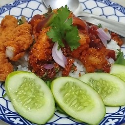 ข้าวยำไก่แซ่บเวอร์