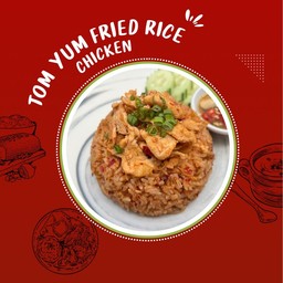 ข้าวผัดต้มยำไก่