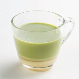 ชาเขียวร้อนนม