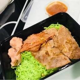 บะหมี่หยก x หมูกระทะ