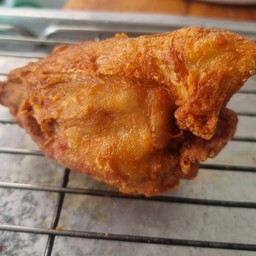 โครงบั้นท้ายไก่ทอด