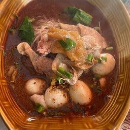 ก๋วยเตี๋ยวหมูสดลูกชิ้น