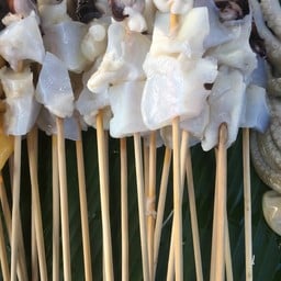 ปลาหมึกย่าง&บาบีคิว ตลาดคนเดินสาย4