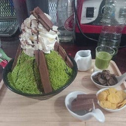 ร้านจิ้มจุ่ม+ขนมหวาน+บิงซู สาขาชลบุรี