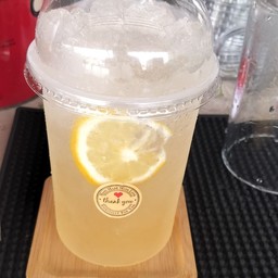 เลมอนน้ำผึ้งโซดา