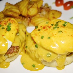 New Orleans Eggs Benedict Crab Cake