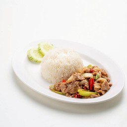 ข้าวผัดพริกหยวก