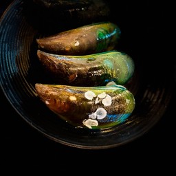 หอยแมลงภู่โบ้ นึ่ง 1กก. พร้อมน้ำจิ้มซีฟู้ด ของสดใหม่วันต่อวัน