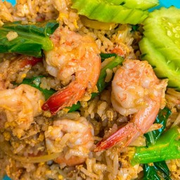 กะเพราเน้นเน้นผัดโบราณ