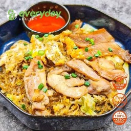 ก๋วยเตี๋ยวเส้นแก้วคั่วไก่ (คีโต)