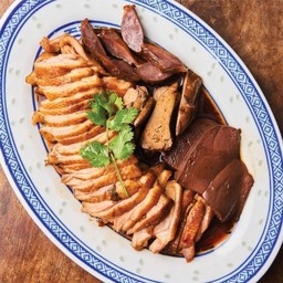 เป็ดพะโล้จานใหญ่