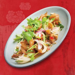 ยำปลาสลิดกรอบ