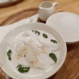 อินทนิลใบเตยมะพร้าวอ่อน