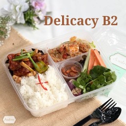 ครบรสอิ่มคุ้มในกล่องเดียว Thai Delicacy B2 ไก่กรอบผัดเม็ดมะม่วงหิมพานต์ / ยำส้มโอกุ้งสด / น้ำพริกกุ้งเสียบ-ผักเคียง / ข้าวสวย