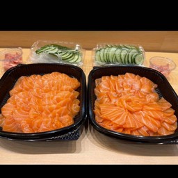 แซลมอนซาชิมิ size L (1000g.)