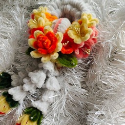 พวงมาลัยพร้อมการ์ดรักแม่