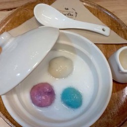 บัวลอยสามสหาย (new)