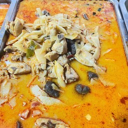 แกงไก่หน่อไม้ดอง