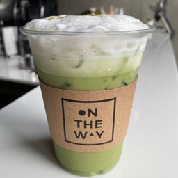 มัชฉะนมสดเย็น