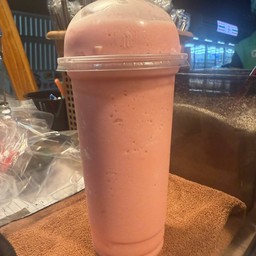 สตอเบอร์รี่นมสดปั่น