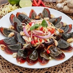 ยำไข่เยี่ยวม้า