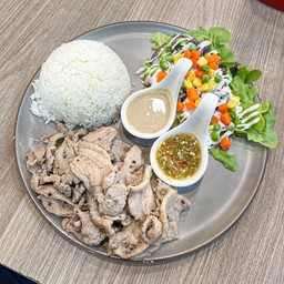 ข้าวสเต็กหมูพริกไทยดำ