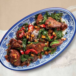 เป็ดพะโล้ทอดกะเพรากรอบ ไข่เยี่ยวม้า