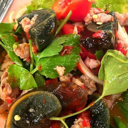 ส้มตำยำแซ่บๆ