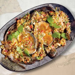 ยำปูไข่ดองรสแซ่บ