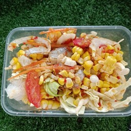 ยำกุ้งสดข้าวโพด (จานใหญ่)