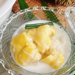 ข้าวเหนียวทุเรียนน้ำกะทิ