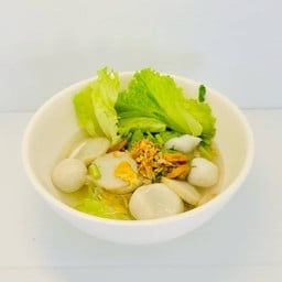 ก๋วยเตี๋ยวน้ำใสลูกชิ้นปลาเยาราช