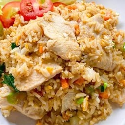 ข้าวผัดไก่