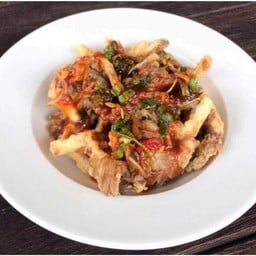 พล่าเห็ดทอด