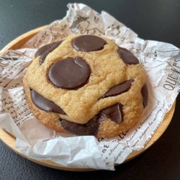 Chocolate Chip Soft Cookie