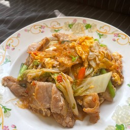 สุกี้แห้งหมู