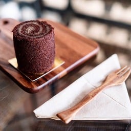 ลาร์นาโรล