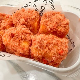 เค้กชิฟฟ่อนไก่หยองกรอบสตรอว์เบอร์รี 草莓酥脆肉松