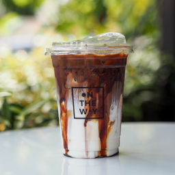 บราวน์ซูก้า  โอ็คมิลล์  ลาเต้