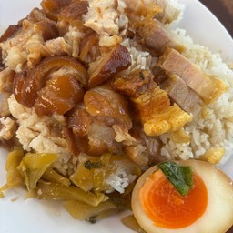 ข้าวขาหมู+หมูกรอบพิเศษ