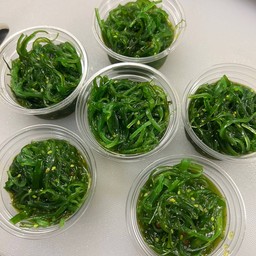 ยำสาหร่าย ถ้วยละ